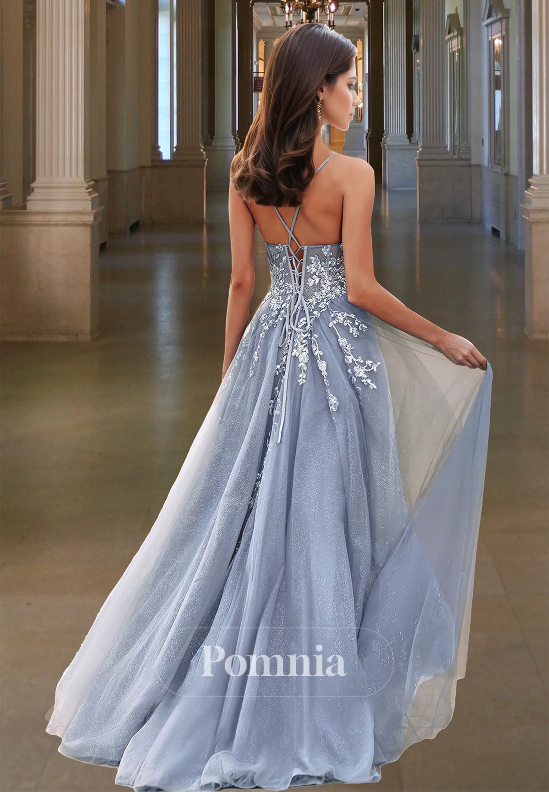Chic A-Line Spaghetti Straps Sweetheart Prom Dress with Slit Floral Appliques Evening Party Dress