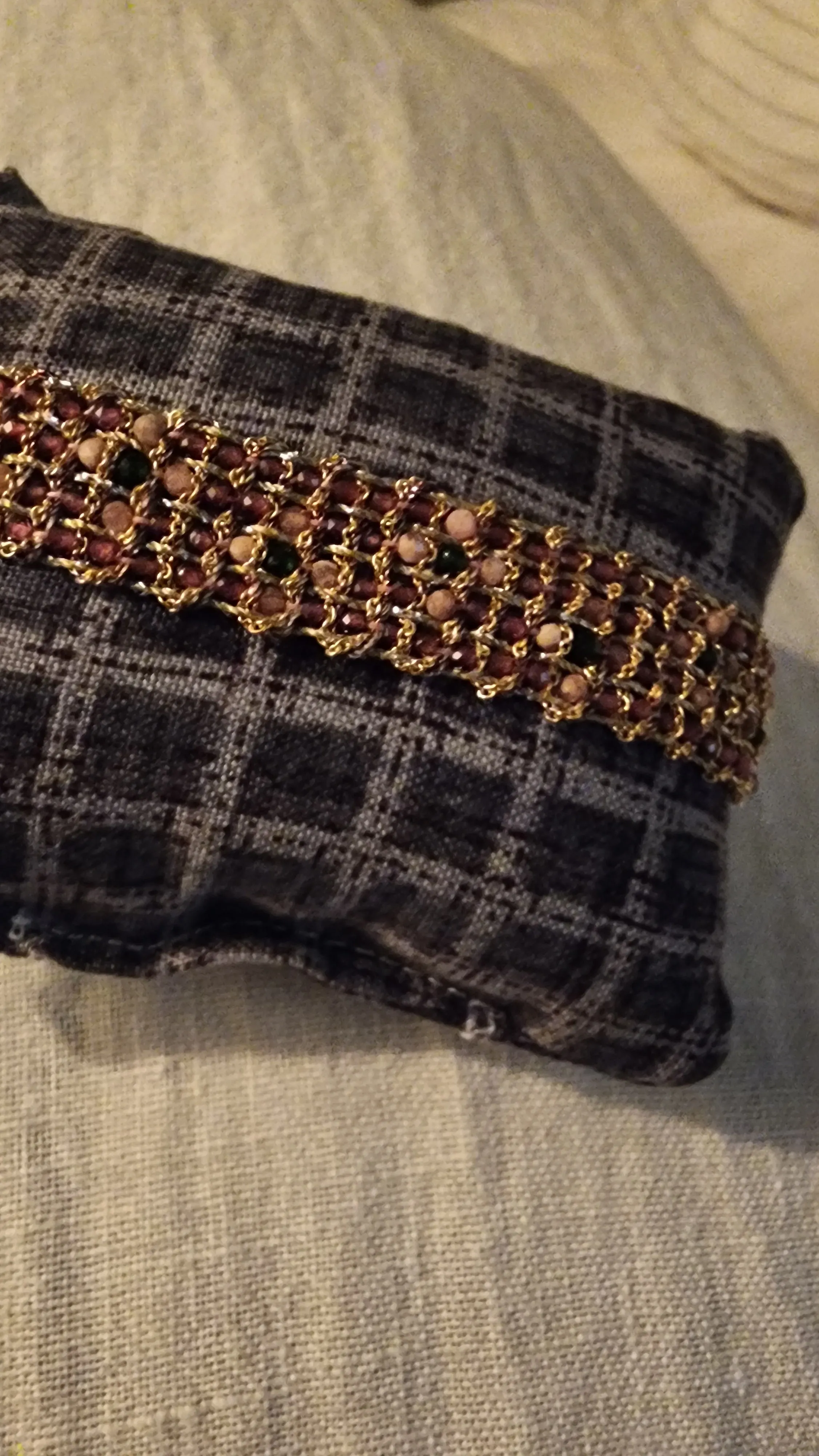 Hand loom gold plated bracelet - garnet - rodhocrosite